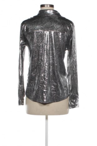 Дамска риза Unbranded, Размер M, Цвят Сребрист, Цена 18,99 лв.