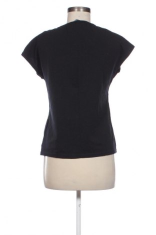 Дамска тениска Armani Jeans, Размер S, Цвят Черен, Цена 44,99 лв.