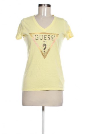 Дамска тениска Guess, Размер S, Цвят Жълт, Цена 40,99 лв.