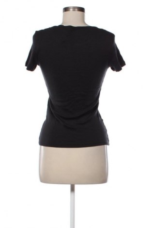 Дамска тениска Levi's, Размер S, Цвят Черен, Цена 62,99 лв.