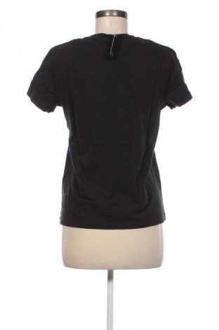 Дамска тениска Levi's, Размер M, Цвят Черен, Цена 62,99 лв.