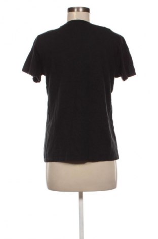 Tricou de femei Levi's, Mărime M, Culoare Negru, Preț 196,99 Lei