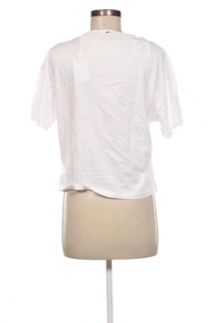 Γυναικείο t-shirt Tommy Hilfiger, Μέγεθος S, Χρώμα Λευκό, Τιμή 47,99 €