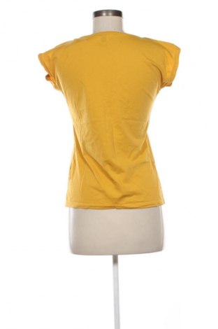 Γυναικείο t-shirt Unbranded, Μέγεθος L, Χρώμα Κίτρινο, Τιμή 8,70 €