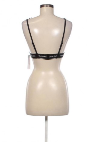 Дамски бански Calvin Klein, Размер M, Цвят Черен, Цена 77,99 лв.