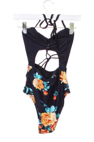 Дамски бански Cupshe, Размер XS, Цвят Многоцветен, Цена 80,99 лв.