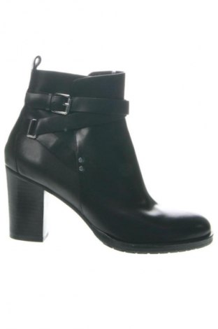 Damen Stiefeletten Alesya, Größe 37, Farbe Schwarz, Preis 67,99 €
