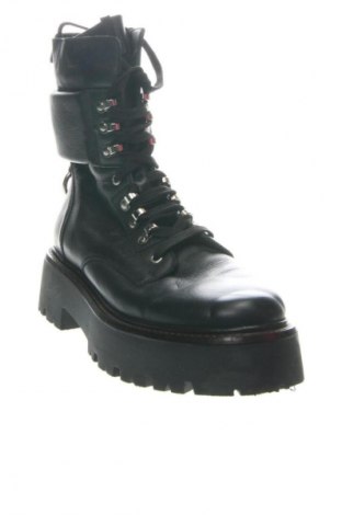 Γυναικεία μποτάκια Daris, Μέγεθος 40, Χρώμα Μαύρο, Τιμή 69,99 €