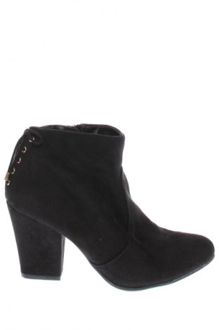 Női bokacsizma Graceland, Méret 40, Szín Fekete, Ár 8 119 Ft