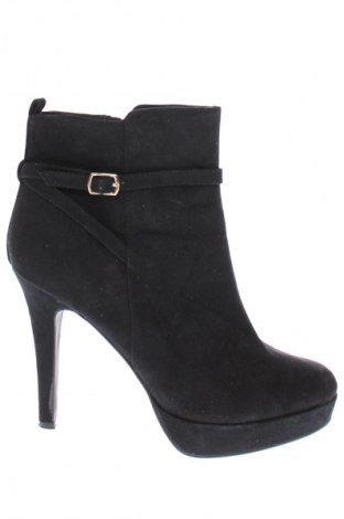 Дамски боти H&M, Размер 39, Цвят Черен, Цена 38,99 лв.