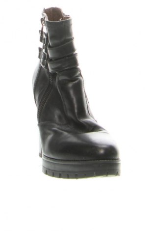 Botine de damă Nero Giardini, Mărime 37, Culoare Negru, Preț 85,99 Lei