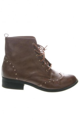 Дамски боти New Look, Размер 37, Цвят Кафяв, Цена 63,08 лв.