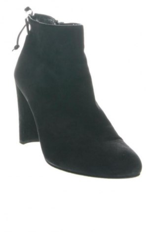 Dámské boty  Stuart Weitzman, Velikost 36, Barva Černá, Cena  3 949,00 Kč