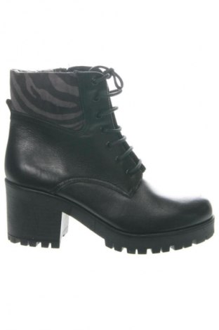 Γυναικεία μποτάκια Tamaris, Μέγεθος 40, Χρώμα Μαύρο, Τιμή 39,99 €