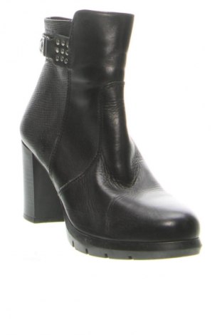 Dámské boty  Tamaris, Velikost 39, Barva Černá, Cena  1 069,00 Kč