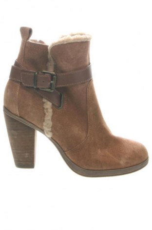 Női bokacsizma BJORNDAL, Méret 38, Szín Barna, Ár 24 011 Ft