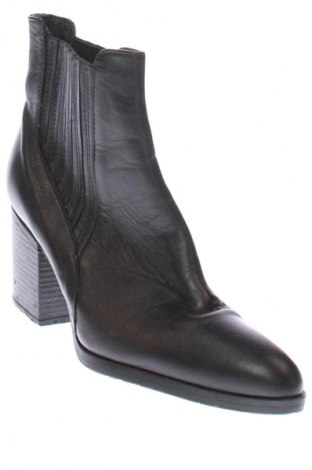 Dámské boty  Unbranded, Velikost 38, Barva Černá, Cena  889,00 Kč