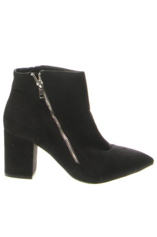 Дамски боти Unbranded, Размер 40, Цвят Черен, Цена 37,99 лв.