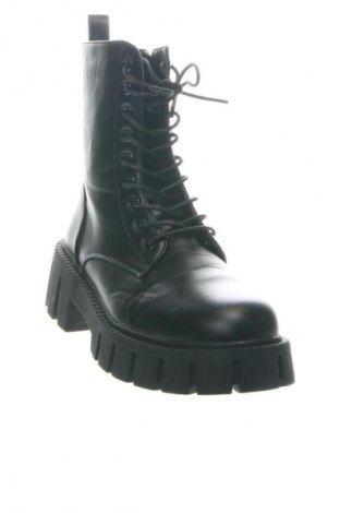 Damen Stiefeletten Zara, Größe 39, Farbe Schwarz, Preis 33,25 €