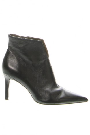 Damen Stiefeletten Zara, Größe 35, Farbe Schwarz, Preis 31,68 €