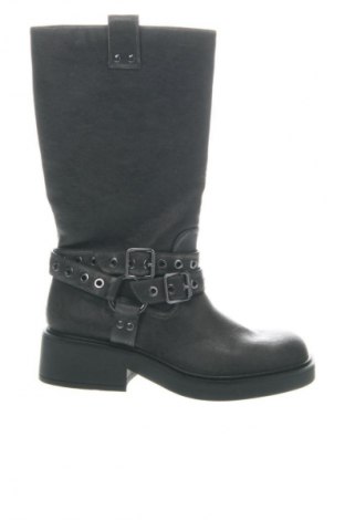 Дамски ботуши Bershka, Размер 39, Цвят Черен, Цена 93,84 лв.