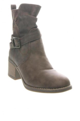 Női csizma Esmara, Méret 38, Szín Barna, Ár 14 809 Ft