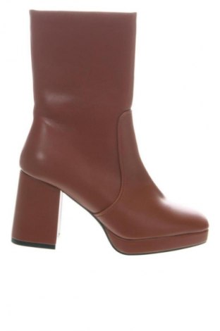 Női csizma Rubi, Méret 36, Szín Barna, Ár 10 799 Ft