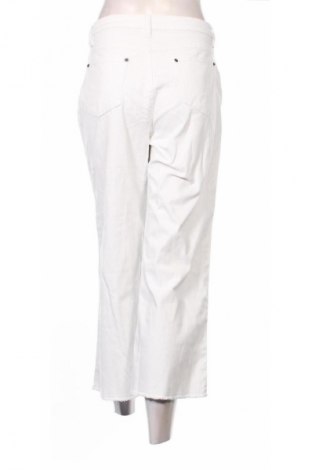 Дамски дънки Aniston, Размер M, Цвят Бял, Цена 29,99 лв.