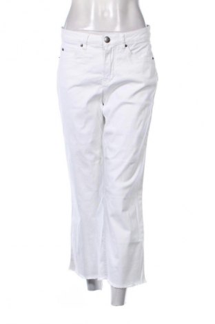 Дамски дънки Aniston, Размер M, Цвят Бял, Цена 46,99 лв.
