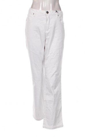 Damen Jeans Arizona, Größe 3XL, Farbe Weiß, Preis € 30,99