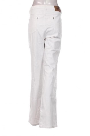 Damen Jeans Arizona, Größe XL, Farbe Weiß, Preis 30,99 €