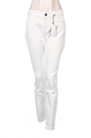 Damen Jeans Arizona, Größe L, Farbe Weiß, Preis 30,99 €