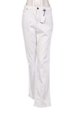 Дамски дънки Arizona, Размер L, Цвят Бял, Цена 46,99 лв.