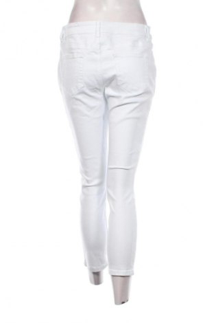 Damen Jeans Arizona, Größe M, Farbe Weiß, Preis 30,99 €