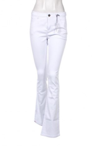 Blugi de femei Arizona, Mărime M, Culoare Alb, Preț 145,99 Lei