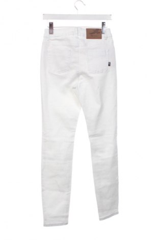Damen Jeans Arizona, Größe S, Farbe Weiß, Preis 30,99 €