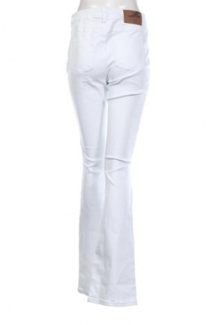 Damen Jeans Arizona, Größe M, Farbe Weiß, Preis € 30,99