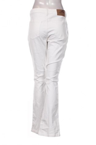 Дамски дънки Arizona, Размер L, Цвят Бял, Цена 46,99 лв.
