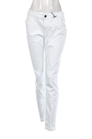 Damen Jeans Arizona, Größe L, Farbe Weiß, Preis € 22,99