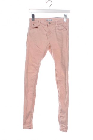 Damskie jeansy Bershka, Rozmiar S, Kolor Popielaty róż, Cena 44,99 zł