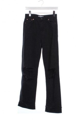 Дамски дънки Bershka, Размер XS, Цвят Черен, Цена 19,99 лв.