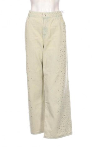 Дамски дънки Bershka, Размер XL, Цвят Зелен, Цена 27,99 лв.