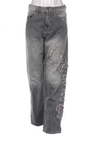 Blugi de femei Bershka, Mărime S, Culoare Gri, Preț 76,00 Lei