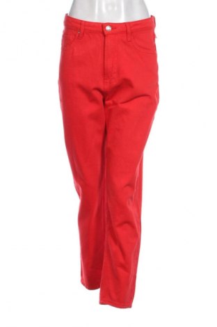 Blugi de femei Bershka, Mărime M, Culoare Roșu, Preț 121,05 Lei