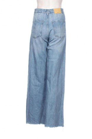 Damskie jeansy Bershka, Rozmiar S, Kolor Niebieski, Cena 48,99 zł