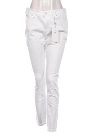 Дамски дънки Calvin Klein Jeans, Размер L, Цвят Бял, Цена 157,99 лв.