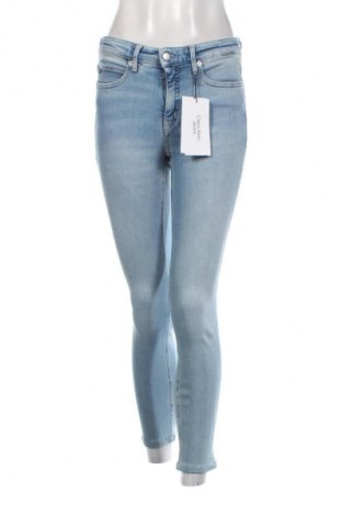 Dámske džínsy  Calvin Klein Jeans, Veľkosť S, Farba Modrá, Cena  94,95 €