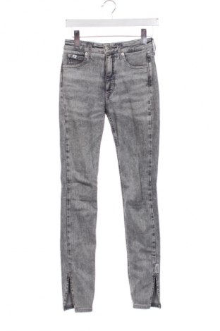 Dámske džínsy  Calvin Klein Jeans, Veľkosť XS, Farba Sivá, Cena  35,00 €