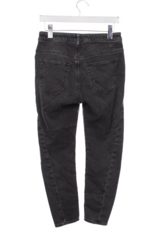 Дамски дънки Diesel, Размер XS, Цвят Сив, Цена 78,99 лв.