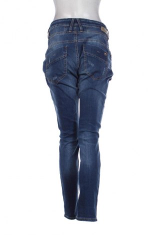 Дамски дънки Gang, Размер XL, Цвят Син, Цена 174,99 лв.